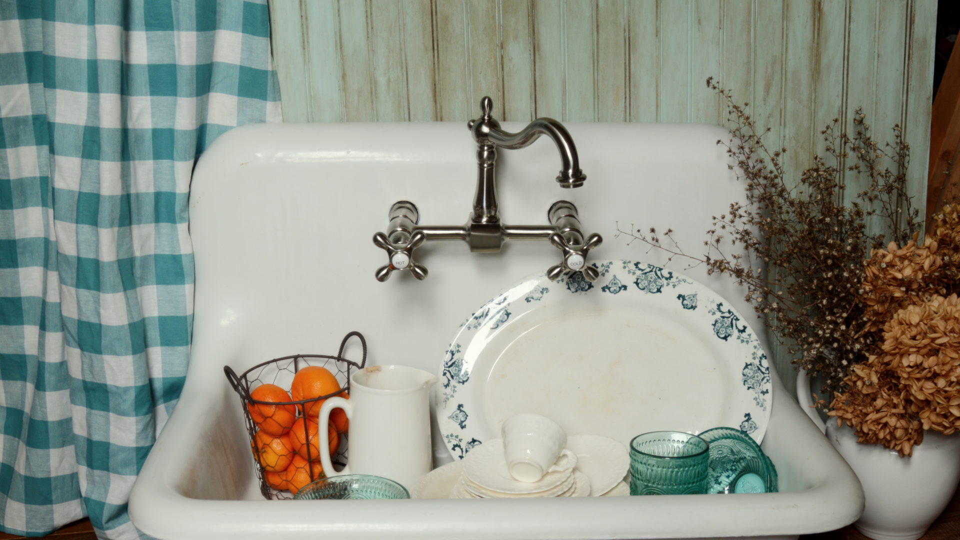 caast iron kitchen sink